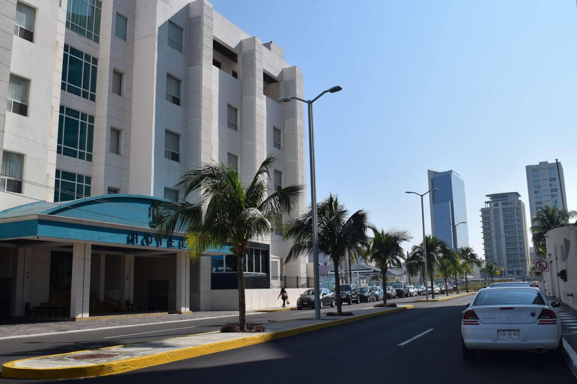 Hotel Oliba Boca Del Rio Exterior foto